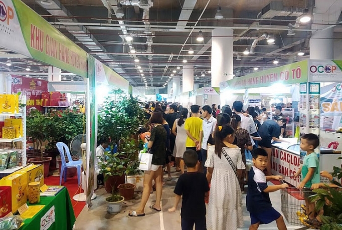 hoi cho ocop quang ninh xuan 2020 thu hut 72300 luot khach