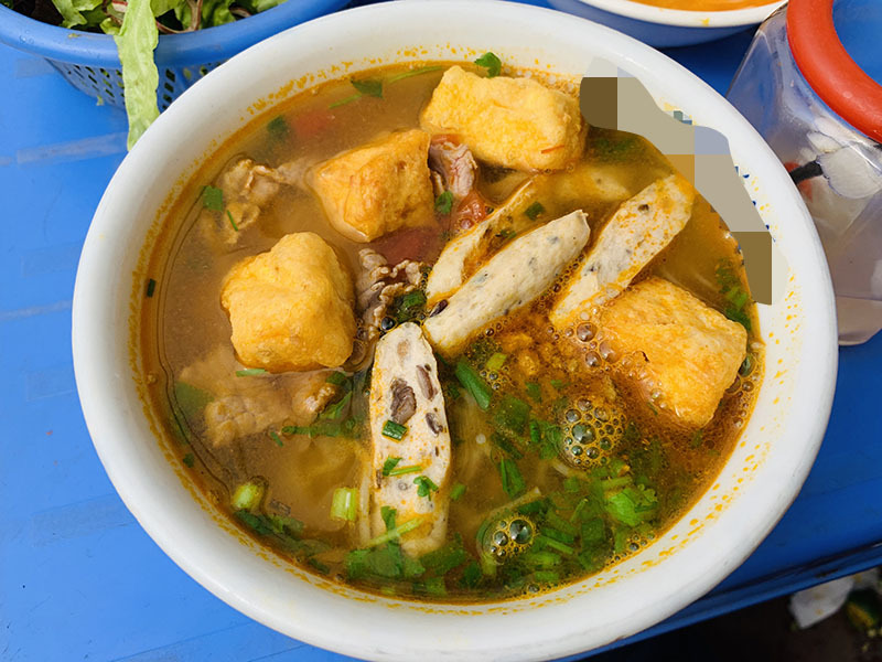 Mở hàng mùng 3 Tết, chủ hàng bún riêu bán 600 bát/ngày mo hang mung 3 tet chu hang bun rieu ban 600 batngay