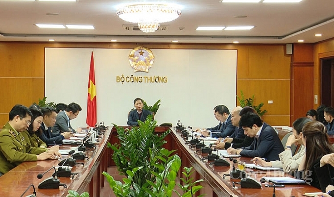 Bộ Công Thương bàn giải pháp ứng phó dịch nCoV bo cong thuong ban giai phap ung pho dich ncov