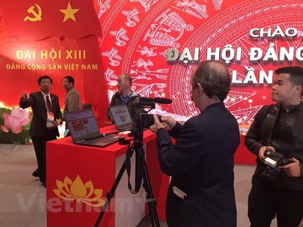Dai hoi Dang XIII: Bao chi truyen di thong diep tich cuc ve Viet Nam hinh anh 2