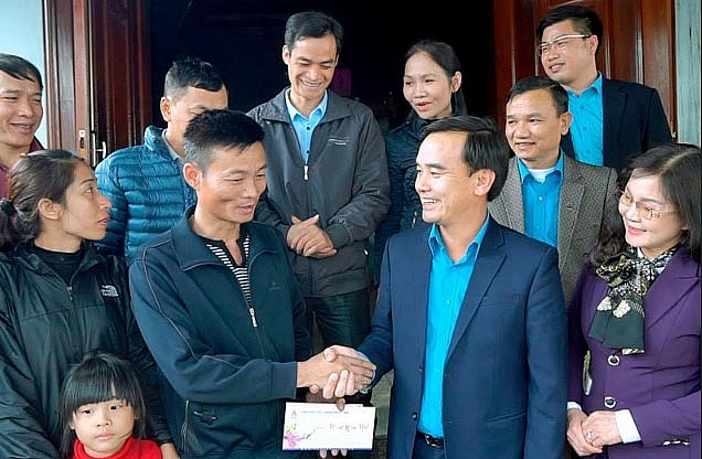 TKV chăm lo Tết sum vầy ngày càng nhân văn, thiết thực tkv cham lo tet sum vay ngay cang nhan van thiet thuc