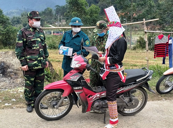 chong dich covid 19 quang ninh ngan chan triet de di lai trai phep qua duong mon bien gioi