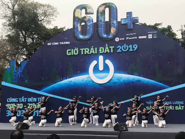 Giờ trái đất năm 2019: Tiết kiệm năng lượng - bảo vệ trái đất gio trai dat nam 2019 tiet kiem nang luong bao ve trai dat
