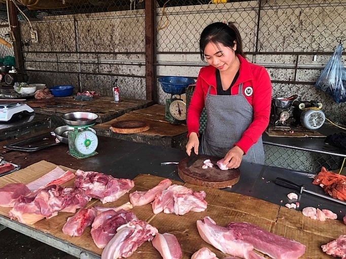 Giá thịt lợn bất ngờ tăng trở lại gia thit lon bat ngo tang tro lai
