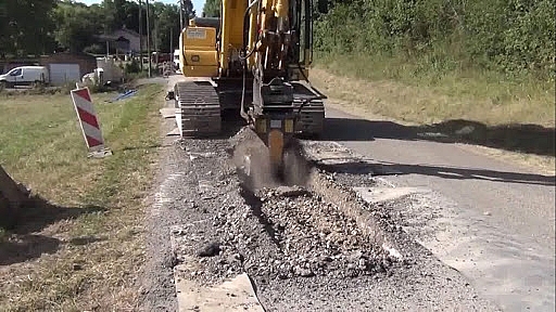 thong nhat phan loai may rai nhua be tong nhua va may cao boc mat duong