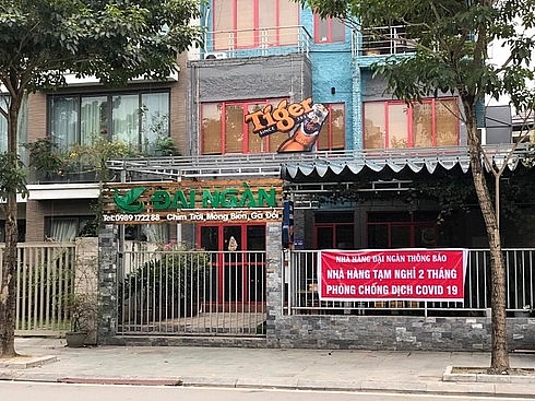 nha hang quan an dong cua phong dich cho ca chu lan khach