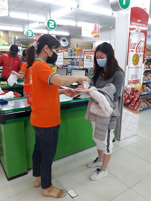 Đủ hàng hóa, đồng hành cùng các địa phương phòng, chống dịch Covid-19 du ha ng ho a dong hanh cung ca c dia phuong phong chong dich covid 19