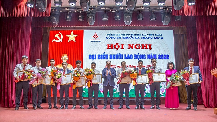 Công ty Thuốc lá Thăng Long tổ chức Hội nghị đại biểu người lao động năm 2022 Công ty Thuốc lá Thăng Long tổ chức Hội nghị đại biểu người lao động năm 2022