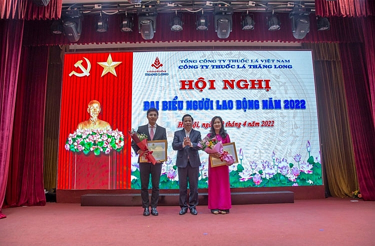 Công ty Thuốc lá Thăng Long tổ chức Hội nghị đại biểu người lao động năm 2022 Công ty Thuốc lá Thăng Long tổ chức Hội nghị đại biểu người lao động năm 2022