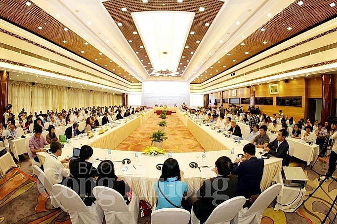 thu tuong nguyen xuan phuc can uu tien dau tu cho khoa hoc cong nghe mot cach tuong xung