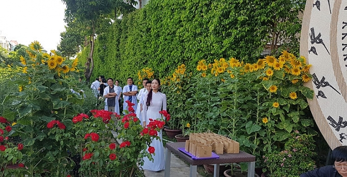 Hấp dẫn làng nghề Trường Sơn lang nghe truong son dep nhu vuon co tich