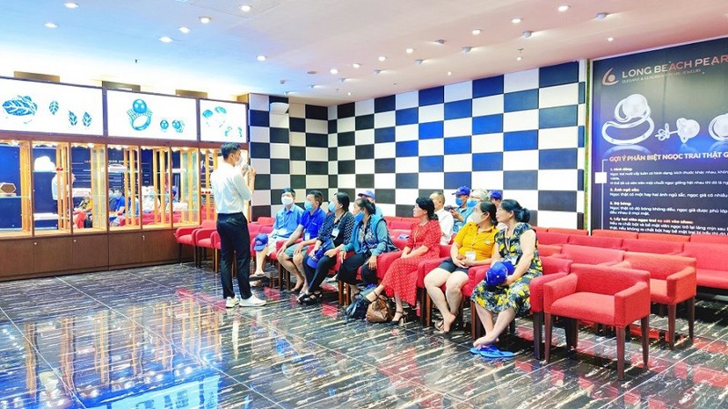 Nhiều dịch vụ du lịch ở Nha Trang, Phú Quốc tạm dừng hoạt động - ảnh 1