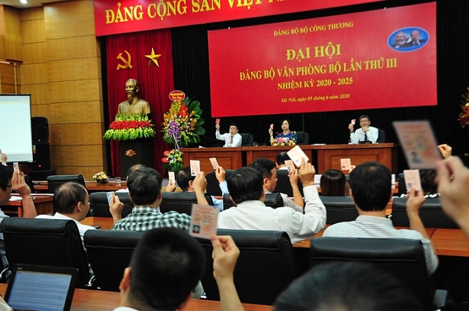 Đảng bộ Văn phòng Bộ Công Thương: Đồng lòng, chung sức, quyết tâm hoàn thành nhiệm vụ nhiệm kỳ 2020 - 2025 dang bo van phong bo cong thuong dong long chung suc quyet tam hoan thanh nhiem vu nhiem ky 2020 2025