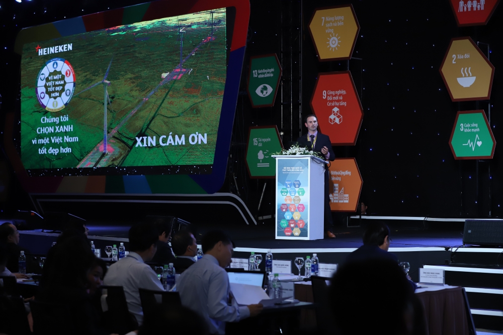 heineken vietnam promotes business community to develope sustainably