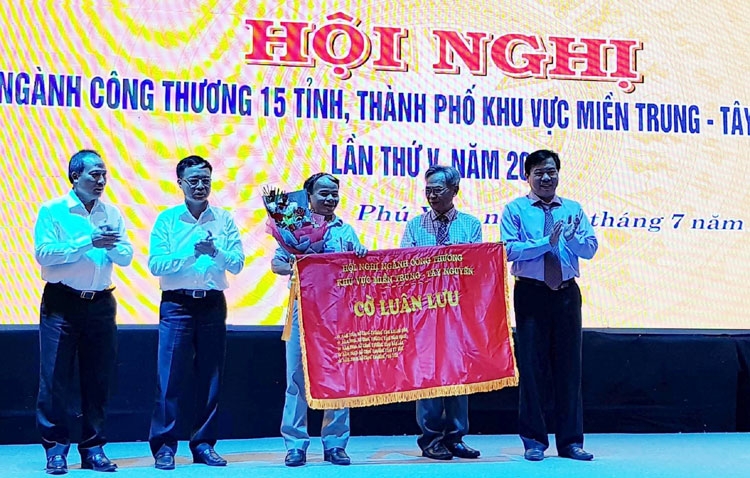 nganh cong thuong khu vuc mien trung va tay nguyen cac dia phuong can lien ket ho tro nhau chat che hon