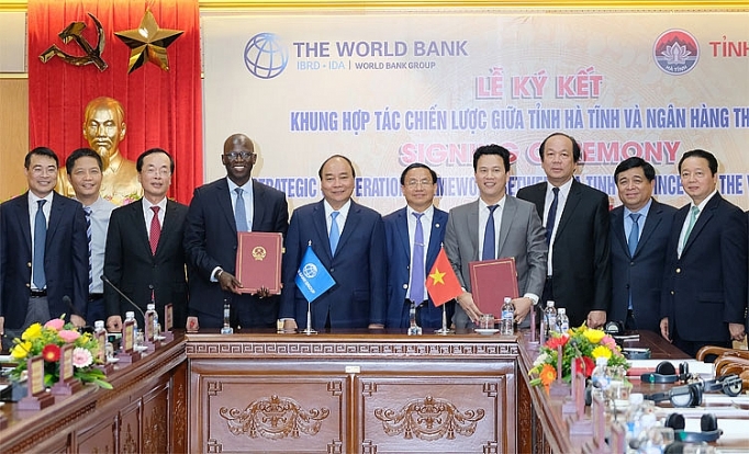 Thủ tướng: Hà Tĩnh cần chú trọng quy hoạch và quản lý quy hoạch, nhất là quy hoạch ven biển thu tuong ha tinh vuon len tu can doi ngan sach la dieu rat an tuong