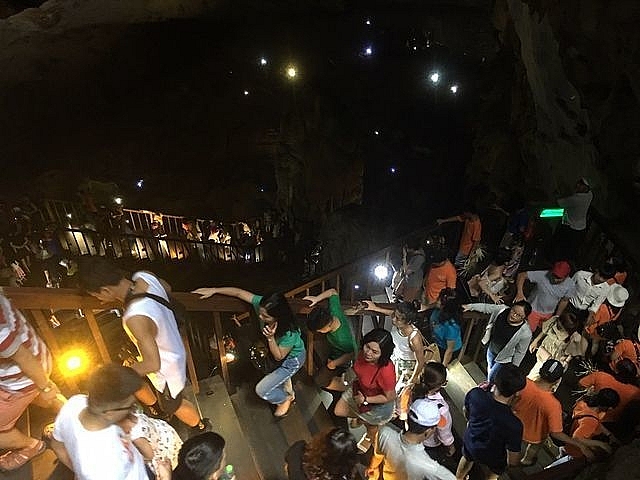 Quảng Bình giảm phí tham quan nhiều điểm du lịch dịp Lễ hội Hang động quang binh giam phi tham quan nhieu diem du lich dip le hoi hang dong