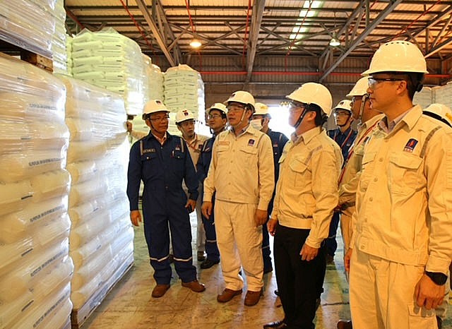 Công ty BSR xuất bán thành công 500 tấn sản phẩm hạt nhựa mới BOPP F3030 Công ty BSR xuất bán thành công 500 tấn sản phẩm hạt nhựa mới BOPP F3030