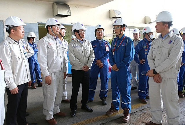 Công ty BSR xuất bán thành công 500 tấn sản phẩm hạt nhựa mới BOPP F3030 Công ty BSR xuất bán thành công 500 tấn sản phẩm hạt nhựa mới BOPP F3030