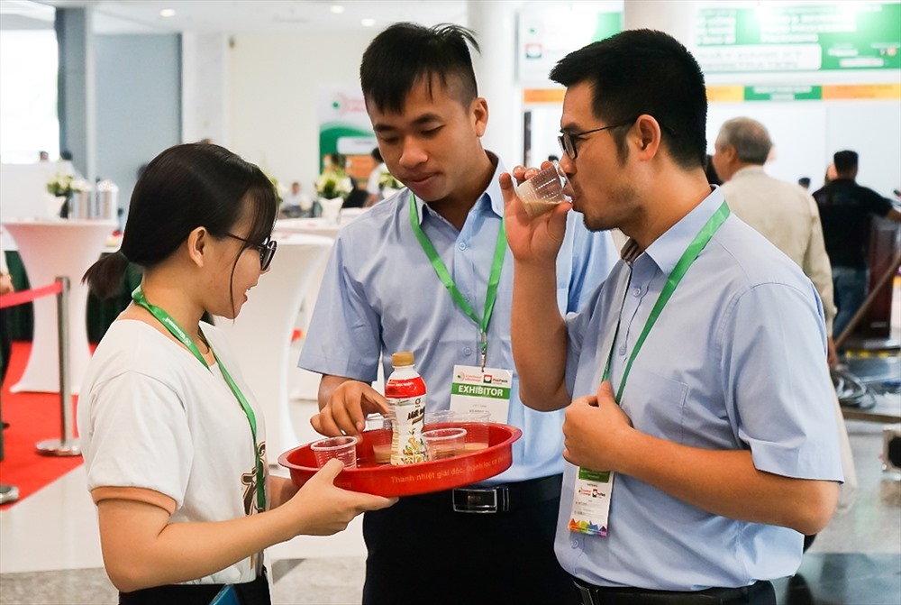 Tân Hiệp Phát đồng hành cùng Triển lãm quốc tế thực phẩm và đồ uống lần thứ 23 tan hiep phat dong hanh cung trien lam quoc te thuc pham va do uong lan thu 23