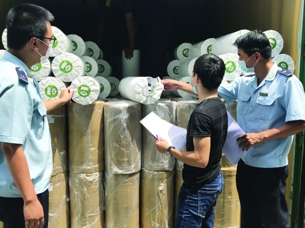 Quy định thiếu thống nhất dẫn đến vướng mắc trong việc tiêu hủy phế liệu, phế phẩm Quy định thiếu thống nhất dẫn đến vướng mắc trong việc tiêu hủy phế liệu, phế phẩm