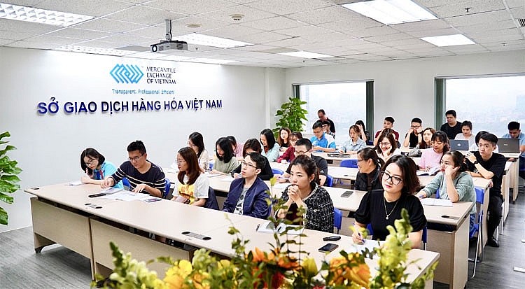 Tuân thủ pháp luật và quản lý rủi ro tốt: Nền tảng để thị trường giao dịch hàng hóa phát triển Tuân thủ pháp luật và quản lý rủi ro tốt: Nền tảng để thị trường giao dịch hàng hóa phát triển