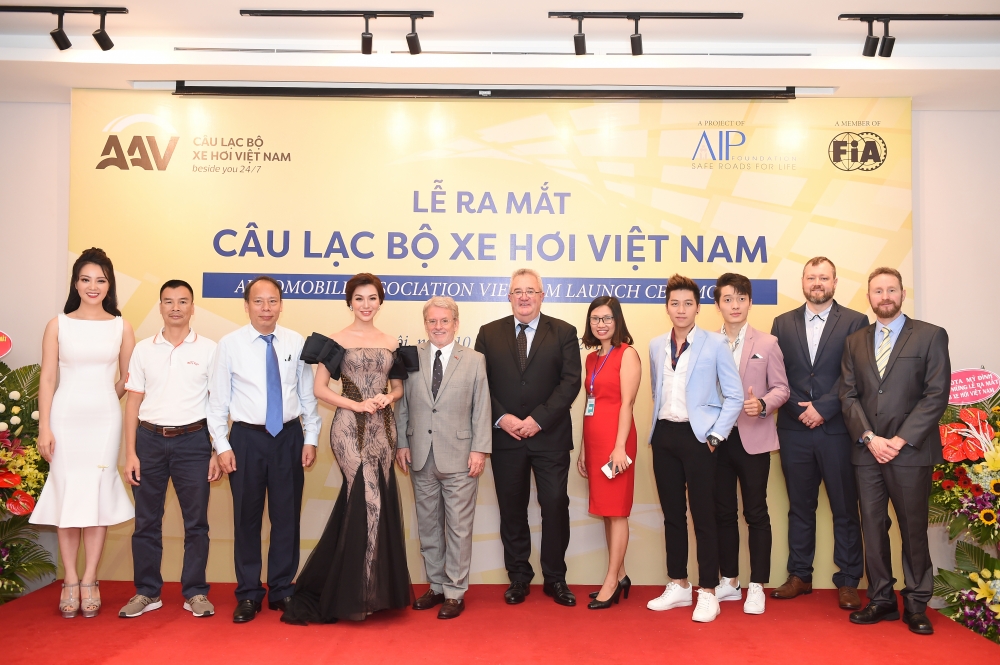 Ra mắt Câu lạc bộ Xe hơi Việt Nam