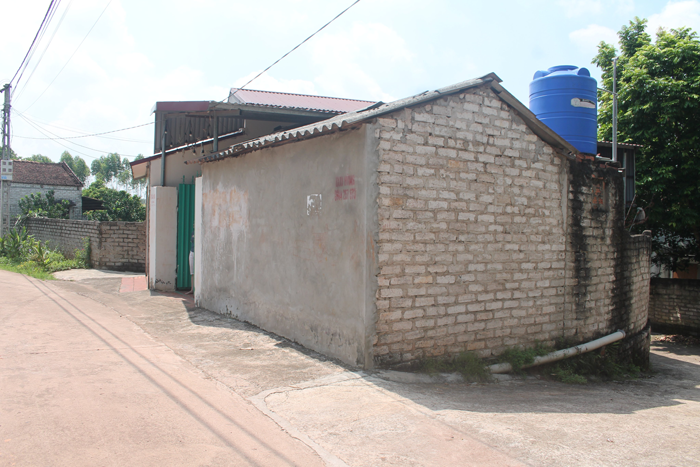 Gia đình “hot girl Bắc Giang”: Nghèo khó, xấu hổ vì con -0