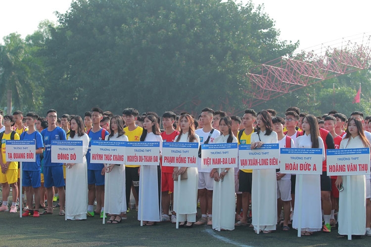 khai mac giai bong da danh cho hoc sinh thpt lon nhat toan quoc tranh cup number 1 active