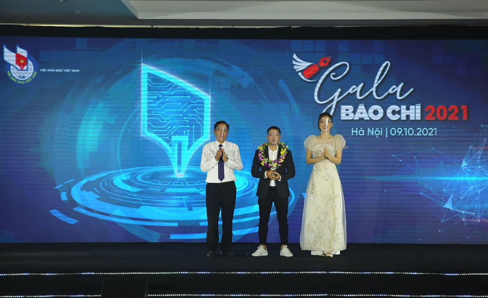 ton vinh tinh than cong hien dan than nguon nang luong tich cuc trong tung khoanh khac anh hinh 7