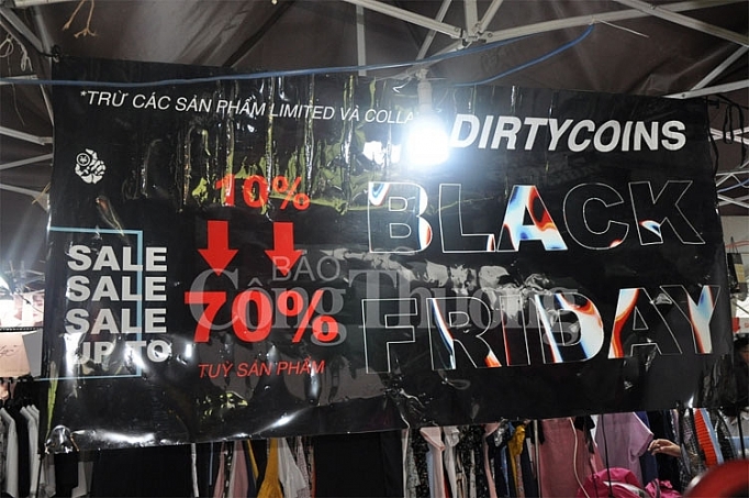 tp ho chi minh gioi tre un un mua sam trong ngay black friday