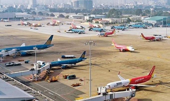 Thủ tướng yêu cầu bảo đảm tuyệt đối an toàn hàng không thu tuong yeu cau bao dam tuyet doi an toan hang khong