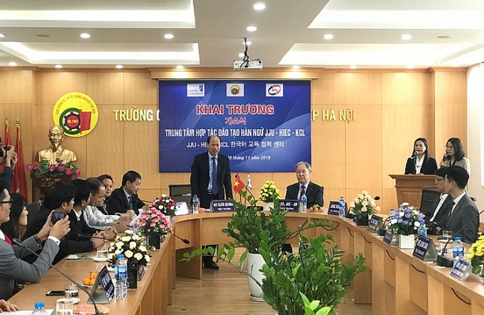 Trường cao đẳng Kinh tế công nghiệp Hà Nội thành lập Trung tâm hợp tác đào tạo Hàn ngữ truong cao dang kinh te cong nghiep ha noi thanh lap trung tam hop tac dao tao han ngu