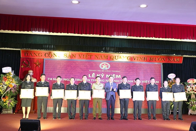 Thanh tra Bộ Công Thương: Xứng đáng là “tai mắt của trên, người bạn của dưới” thanh tra bo cong thuong xung dang la tai mat cua tren nguoi ban cua duoi