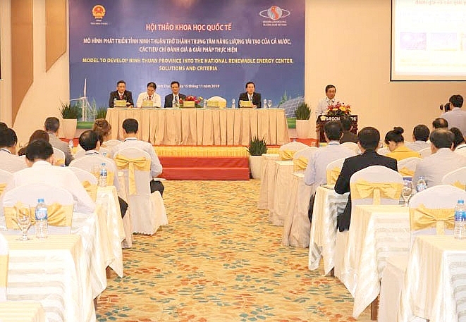 ninh thuan phan dau tro thanh trung tam nang luong tai tao cua ca nuoc