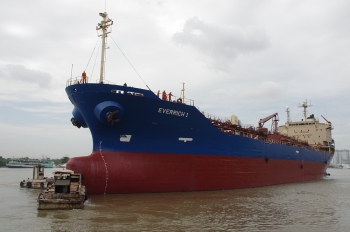 Chính phủ yêu cầu làm rõ việc tăng giá thuê container