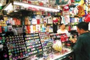 Mỹ phẩm Việt vẫn loay hoay tìm chỗ đứng