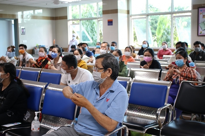 Bệnh viện tăng cường kiểm soát, nâng cao ý thức phòng chống dịch cho người dân benh vien tang cuong kiem soat nang cao y thuc phong chong dich cho nguoi dan