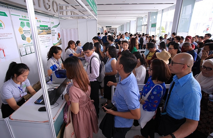 Hàng ngàn khách tham quan HortEx Vietnam 2019 trong ngày khai mạc hang ngan khach tham quan hortex vietnam 2019 trong ngay khai mac