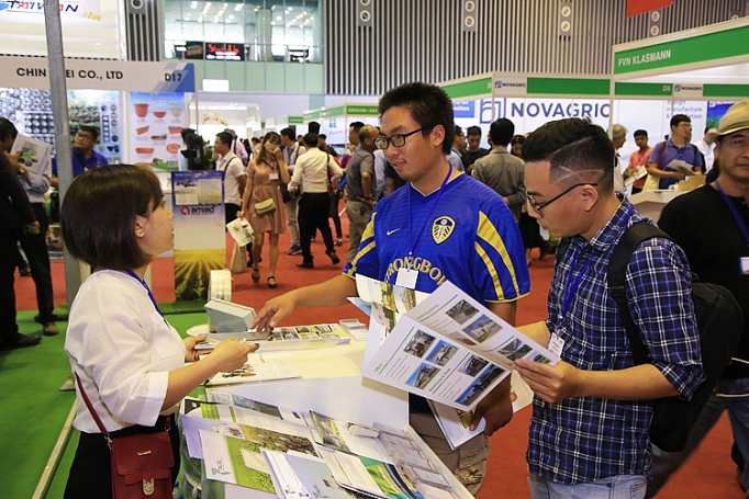 Hàng ngàn khách tham quan HortEx Vietnam 2019 trong ngày khai mạc hang ngan khach tham quan hortex vietnam 2019 trong ngay khai mac