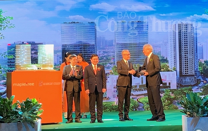 lien doanh viet nam singapore ra mat toa thap doi van phong hang a v plaza