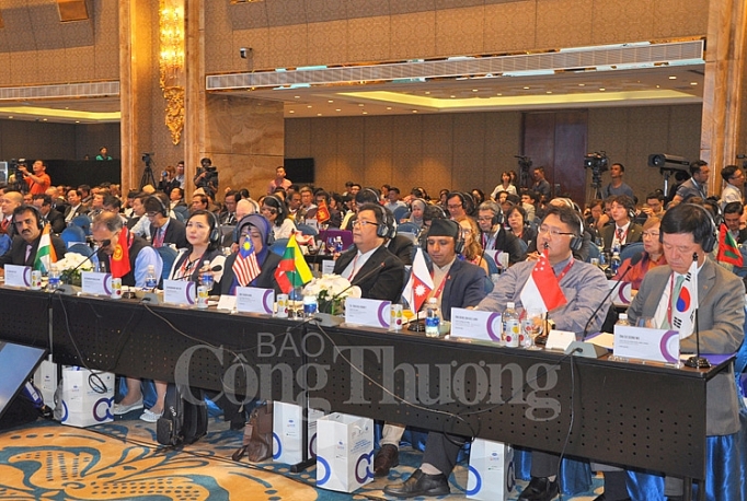 tao moi truong thuan loi de hop tac xa phat trien ben vung