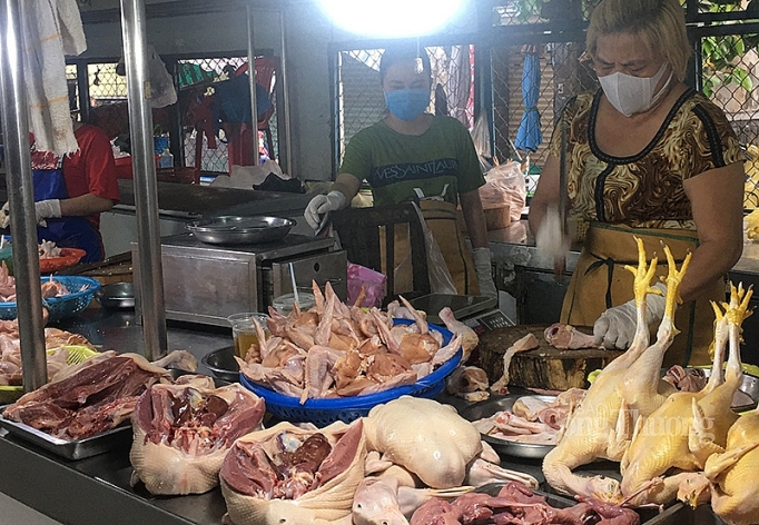 tp ho chi minh suc mua thuc pham giam manh sau 3 ngay thuc hien cach ly xa hoi