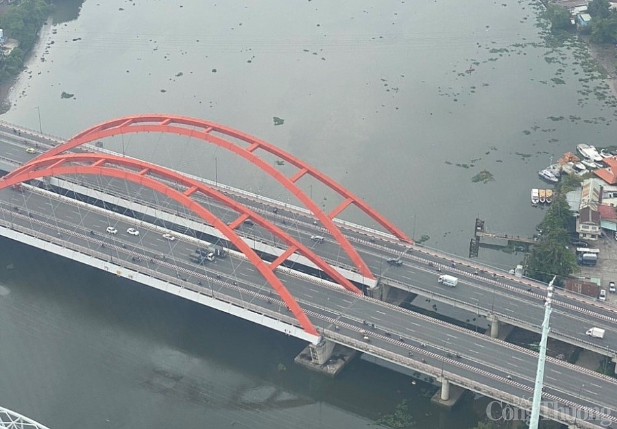 Tour du lịch “Ngắm TP. Hồ Chí Minh từ trên cao”