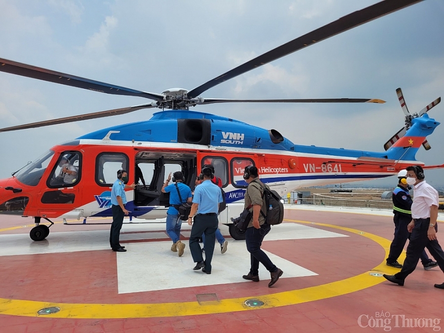 Tour du lịch “Ngắm TP. Hồ Chí Minh từ trên cao”