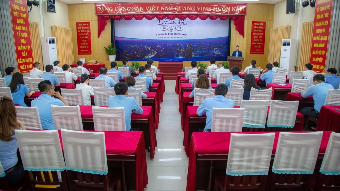 Tổng công ty Tân cảng Sài Gòn triển khai đào tạo hỗn hợp cho cán bộ nguồn tong cong ty tan cang sai gon trien khai dao tao hon hop cho can bo nguon