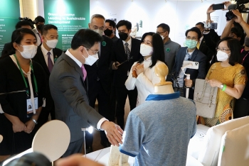 Đại diện Việt Nam chia sẻ về phát triển kinh tế xanh trước 21 thành viên APEC