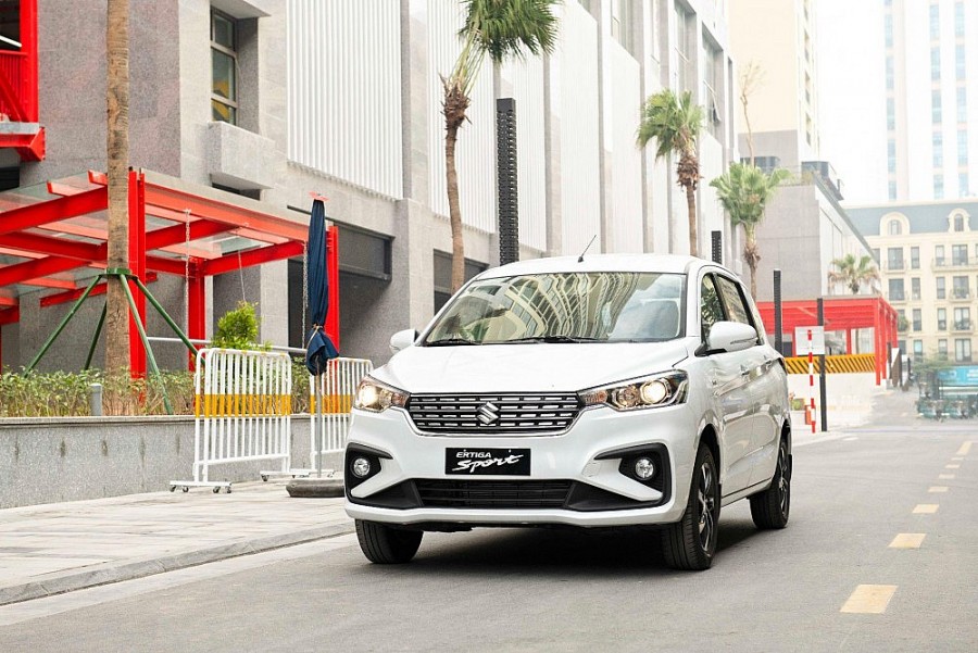 Suzuki Ertiga: “Lựa chọn vàng” trong… phân khúc 7 chỗ Suzuki Ertiga: “Lựa chọn vàng” trong… phân khúc 7 chỗ