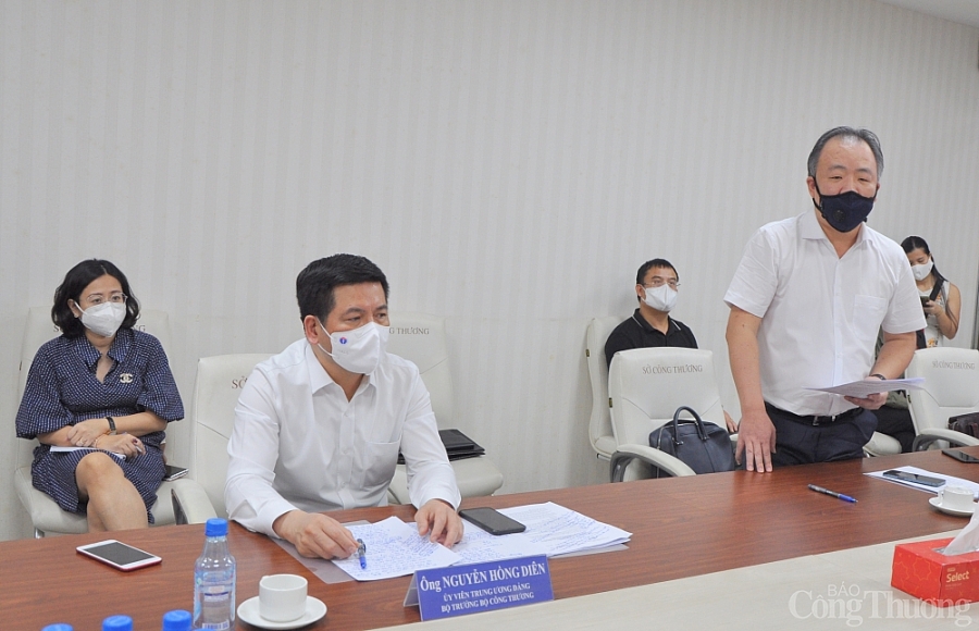 Chủ động, quyết liệt đảm bảo cung ứng hàng hóa và an toàn sản xuất cho TP. Hồ Chí Minh Chủ động, quyết liệt đảm bảo cung ứng hàng hóa và an toàn sản xuất cho TP. Hồ Chí Minh