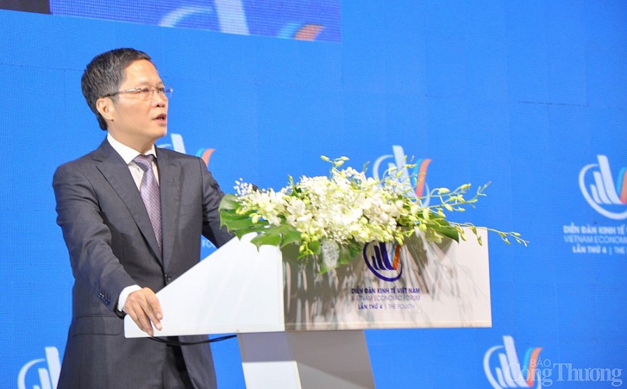 Thủ tướng Phạm Minh Chính tham dự Diễn đàn Kinh tế Việt Nam lần thứ 4 Thủ tướng Phạm Minh Chính tham dự Diễn đàn Kinh tế Việt Nam lần thứ 4